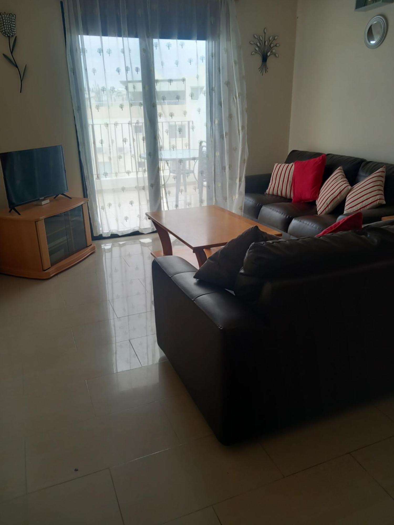 Barlee'S Apartment Paralimni Bagian luar foto