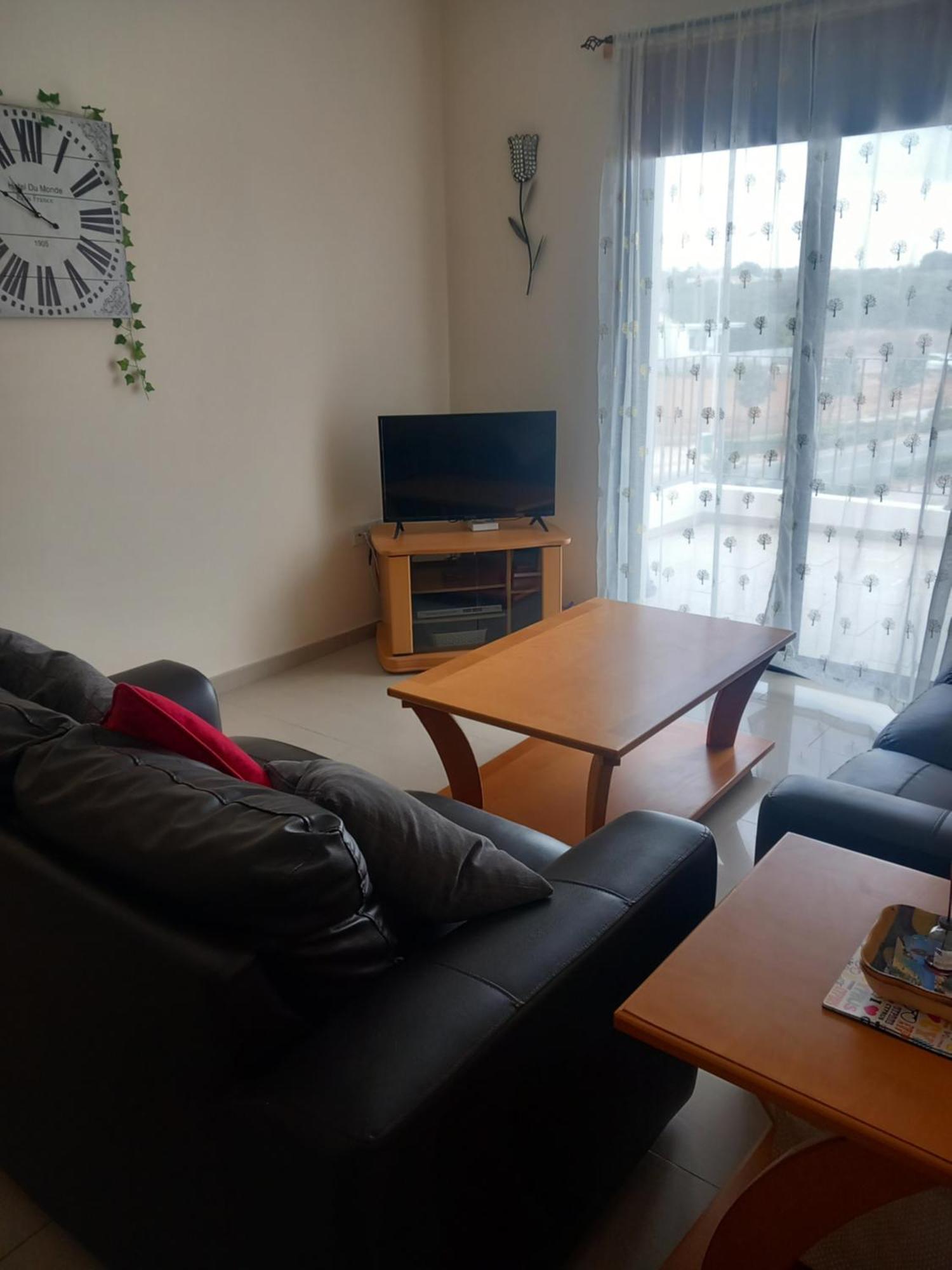 Barlee'S Apartment Paralimni Bagian luar foto